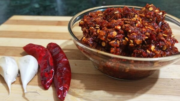 Kerala Hot Dry Chilly Pickle -400gm - Image 4